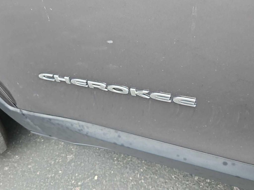 used 2019 Jeep Cherokee car, priced at $14,500