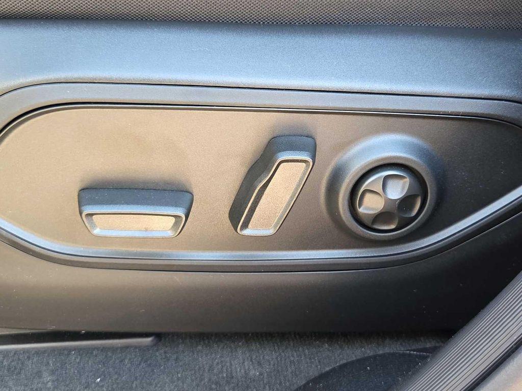 new 2025 Jeep Grand Cherokee car, priced at $34,920