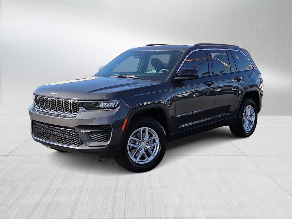 new 2025 Jeep Grand Cherokee car, priced at $35,170