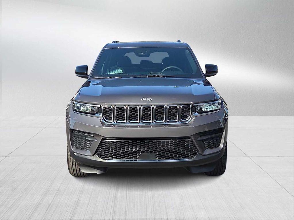 new 2025 Jeep Grand Cherokee car, priced at $34,920