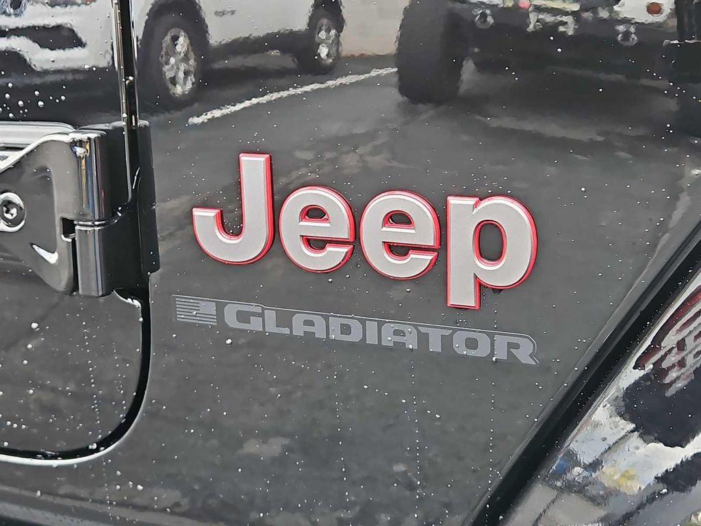 new 2026 Jeep Gladiator car, priced at $61,815