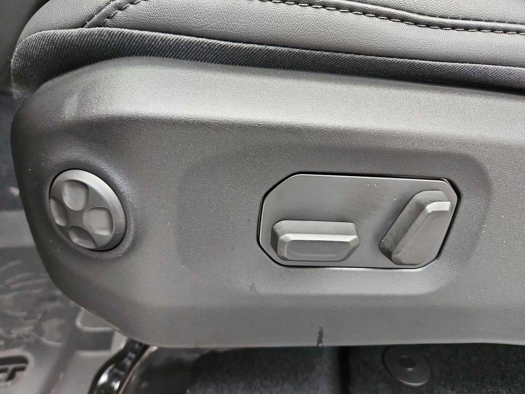 new 2026 Jeep Gladiator car, priced at $61,815