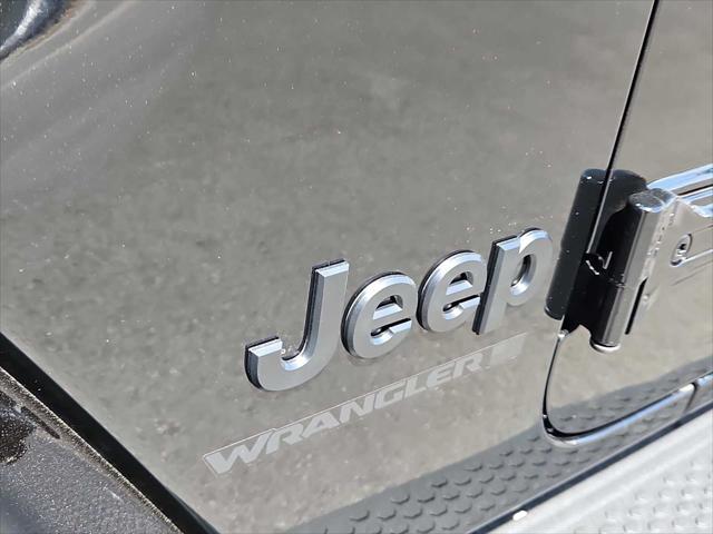 new 2025 Jeep Wrangler car, priced at $50,922