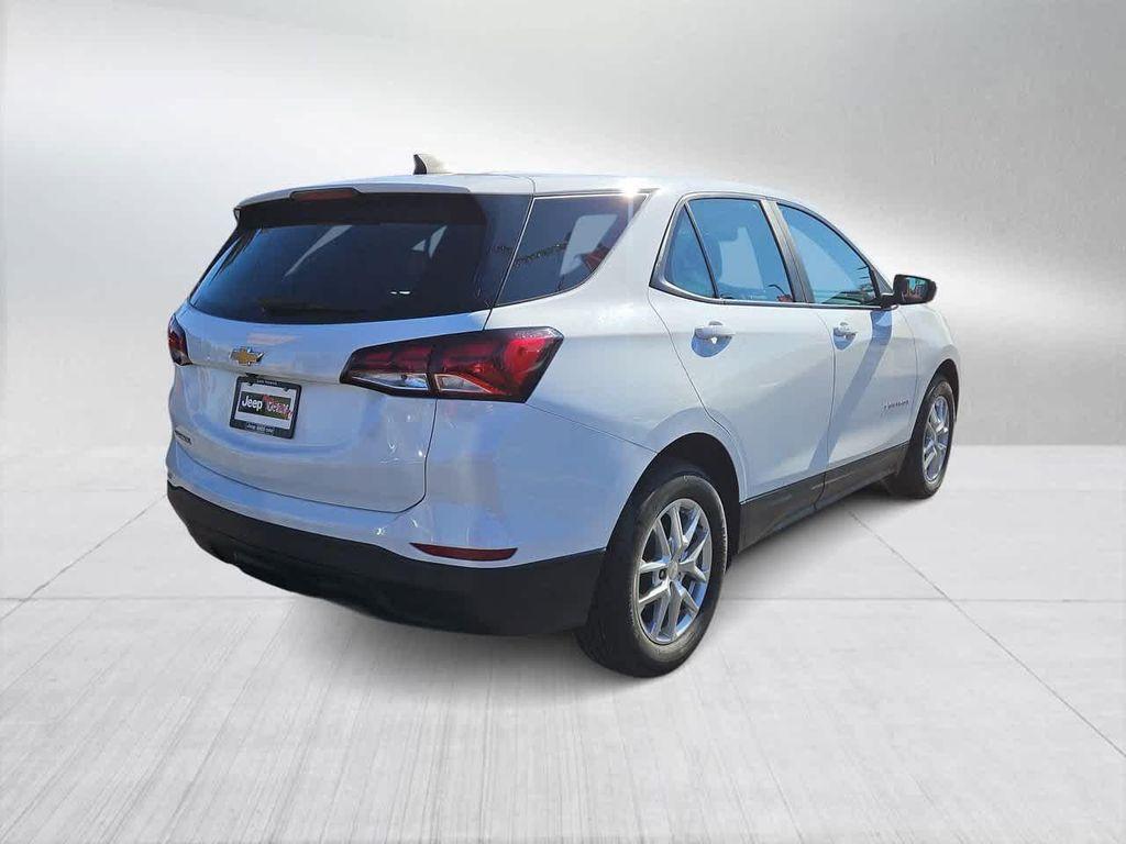 used 2022 Chevrolet Equinox car, priced at $18,500