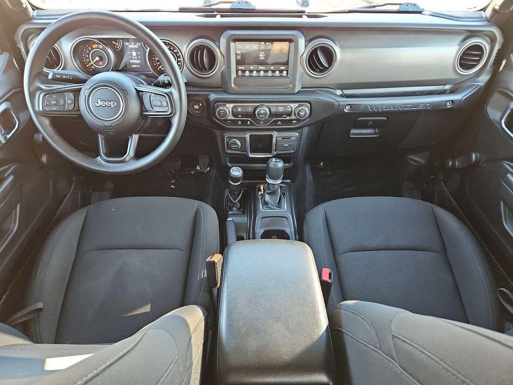 used 2022 Jeep Wrangler Unlimited car, priced at $27,000