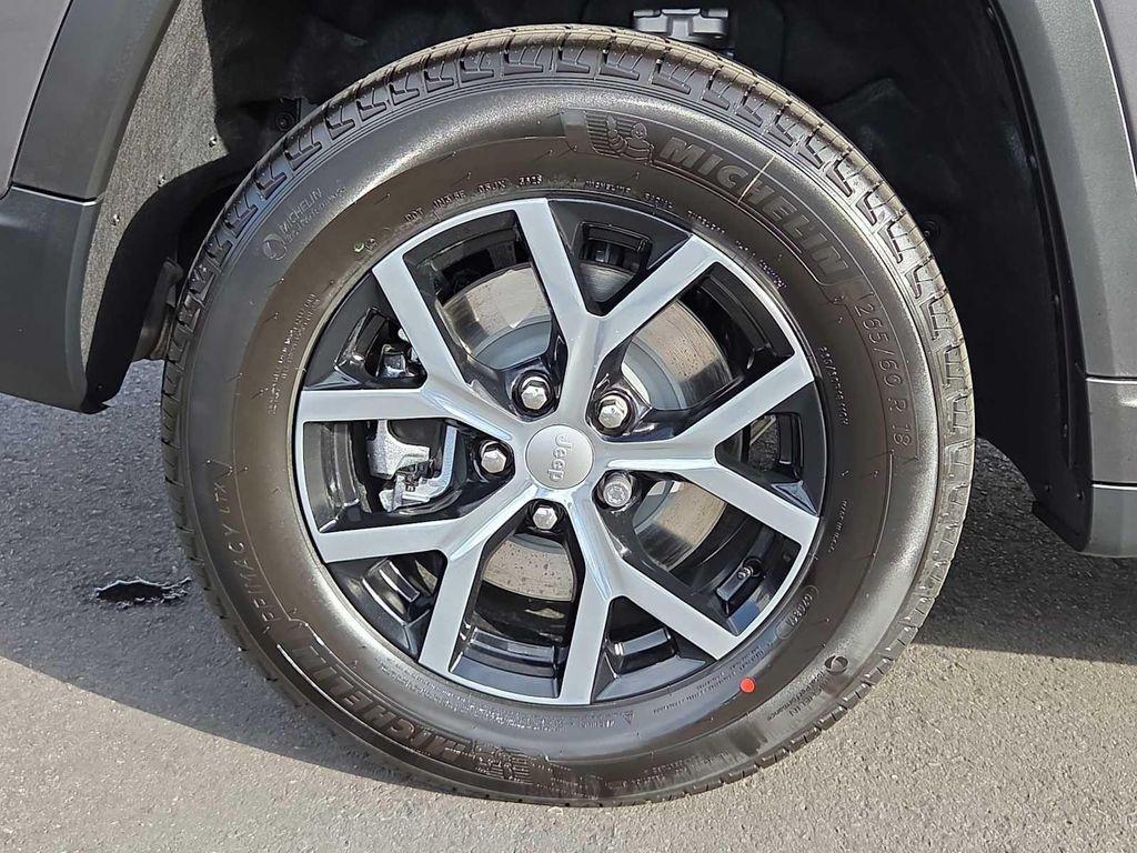 new 2025 Jeep Grand Cherokee L car, priced at $46,535