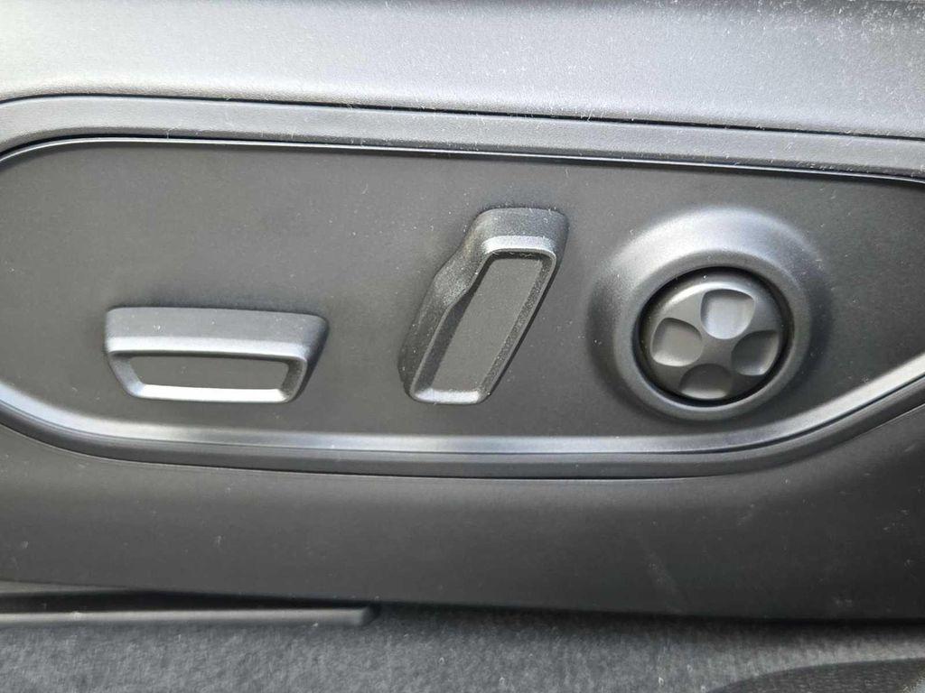 new 2025 Jeep Grand Cherokee L car, priced at $46,535