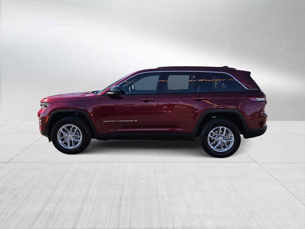 new 2025 Jeep Grand Cherokee car, priced at $35,170