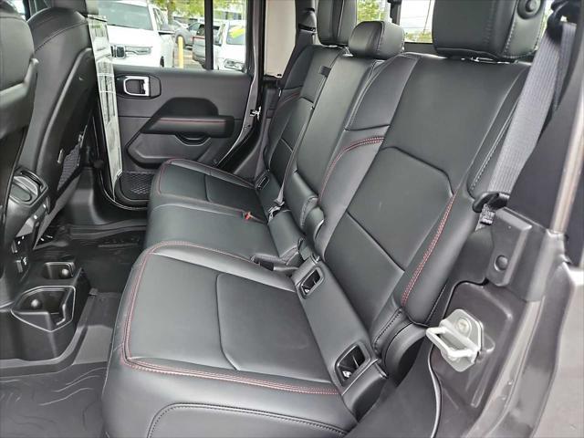 new 2025 Jeep Gladiator car, priced at $50,460