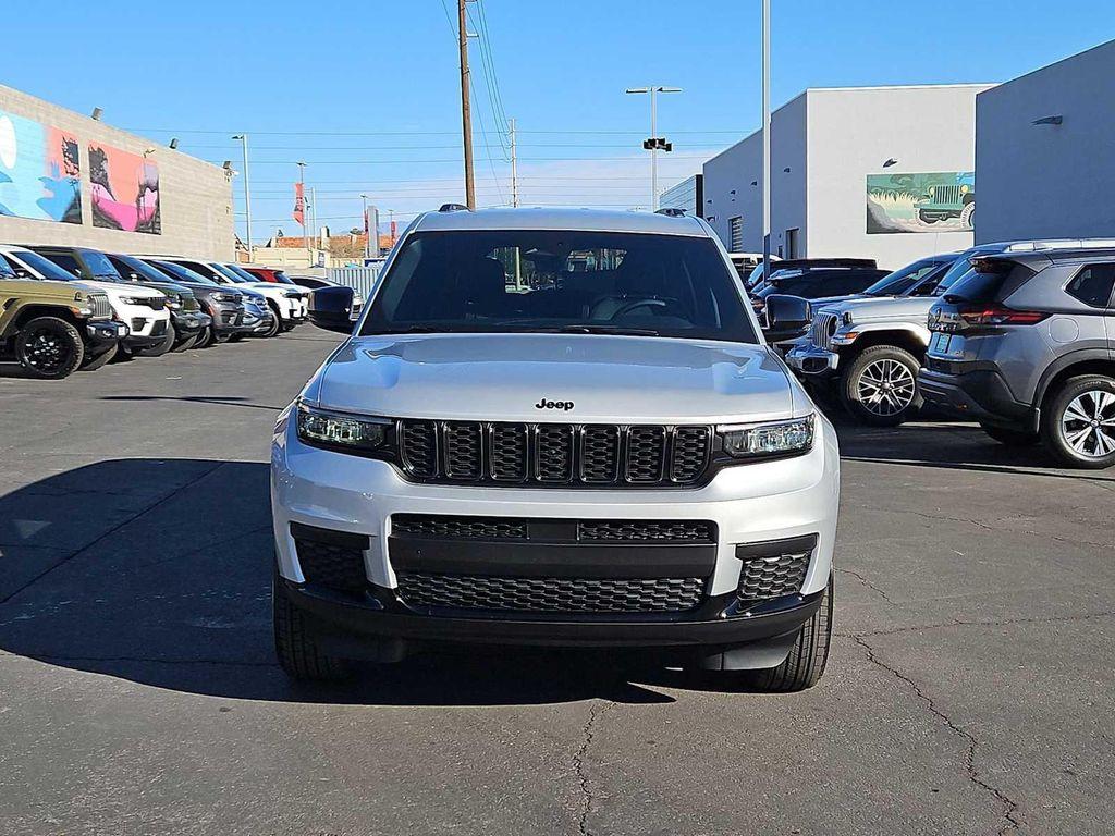 new 2025 Jeep Grand Cherokee L car, priced at $39,780