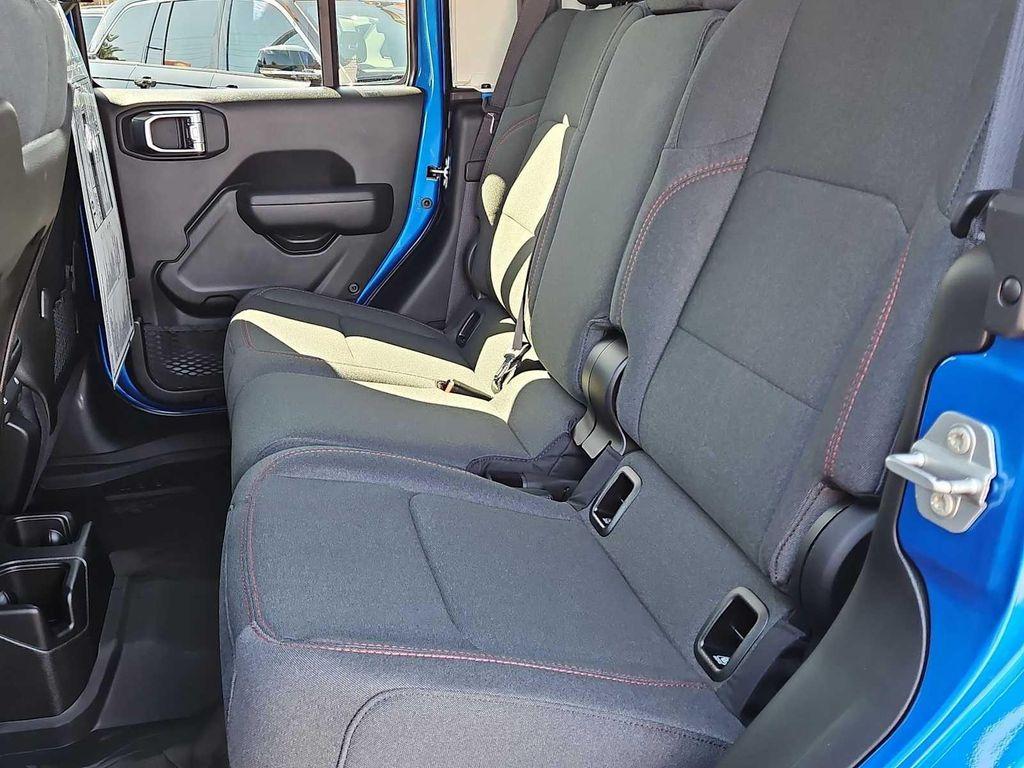 new 2025 Jeep Gladiator car, priced at $49,170