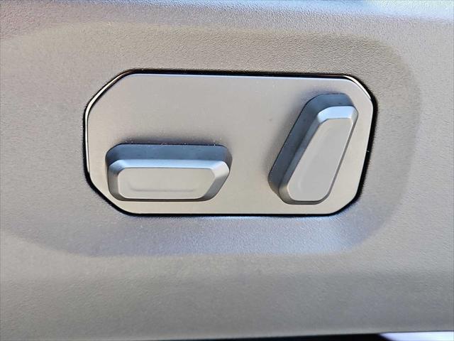 new 2025 Jeep Wrangler car, priced at $54,428