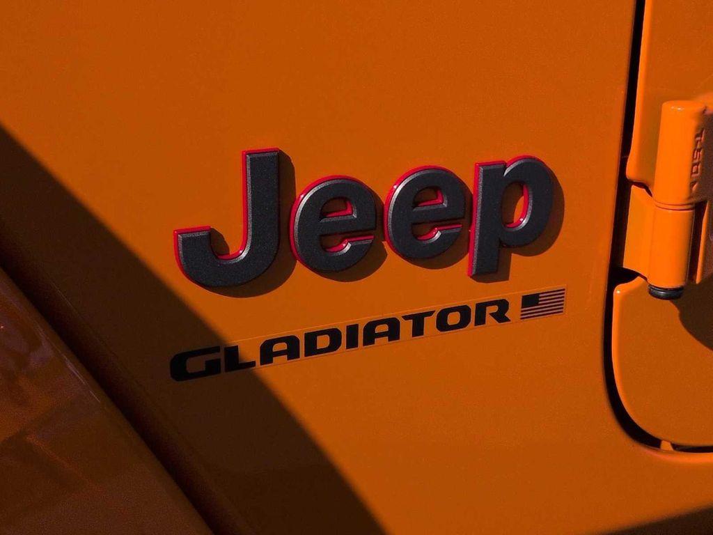 new 2025 Jeep Gladiator car, priced at $52,715