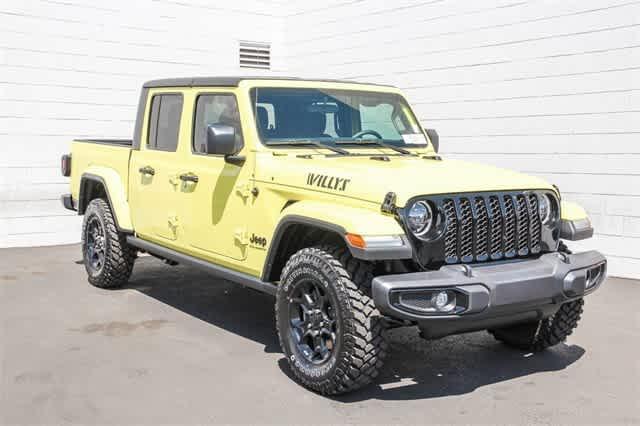 new 2023 Jeep Gladiator car, priced at $51,595
