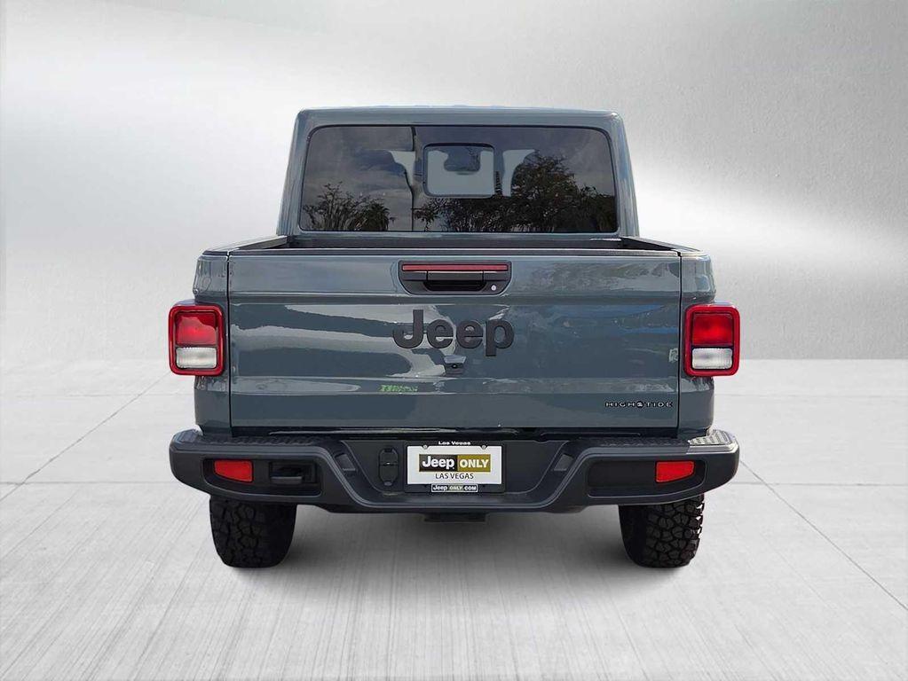 new 2025 Jeep Gladiator car, priced at $42,160