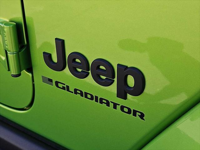 new 2025 Jeep Gladiator car, priced at $52,035