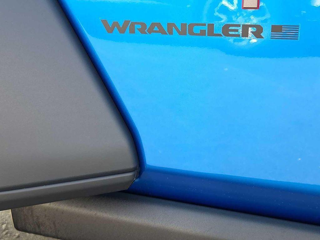 new 2025 Jeep Wrangler car, priced at $46,705