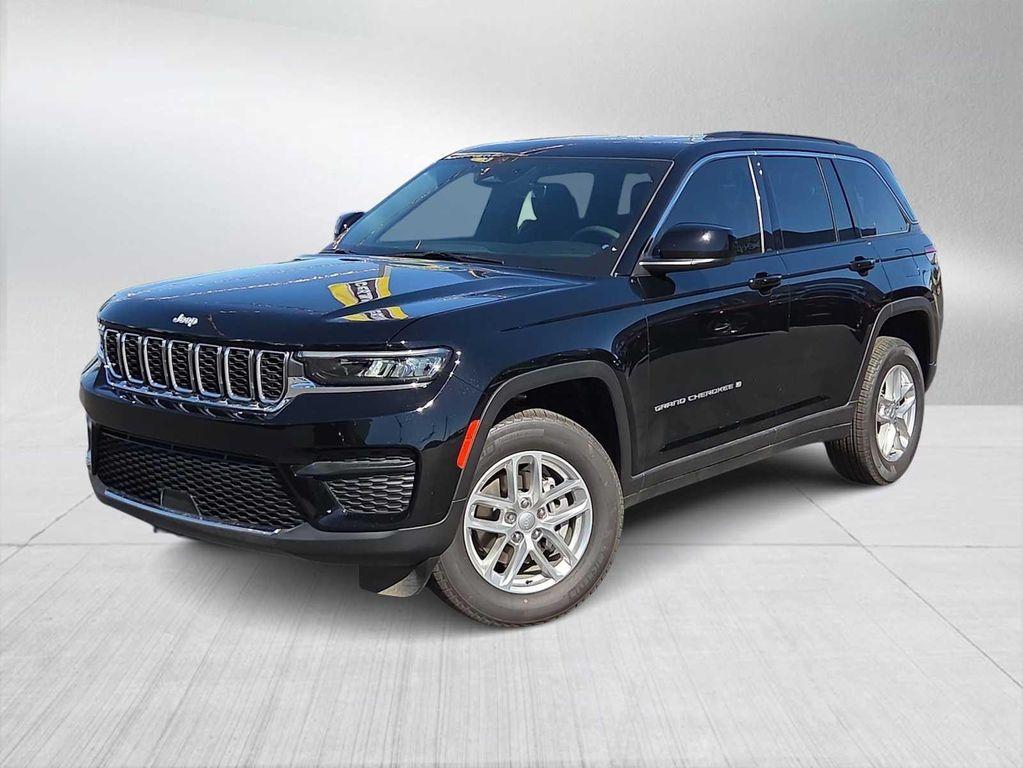 new 2025 Jeep Grand Cherokee car, priced at $33,170
