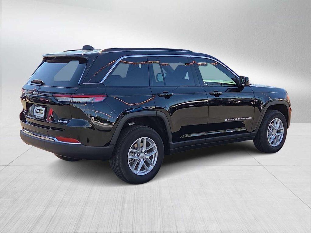 new 2025 Jeep Grand Cherokee car, priced at $32,920