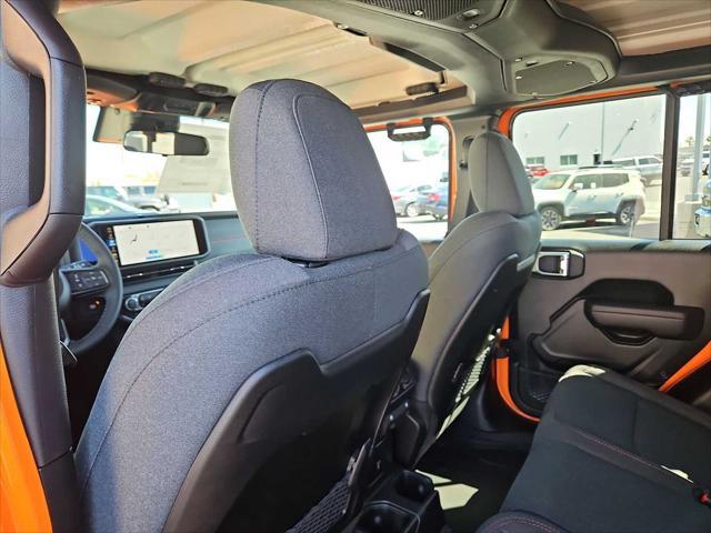 new 2025 Jeep Gladiator car, priced at $46,975