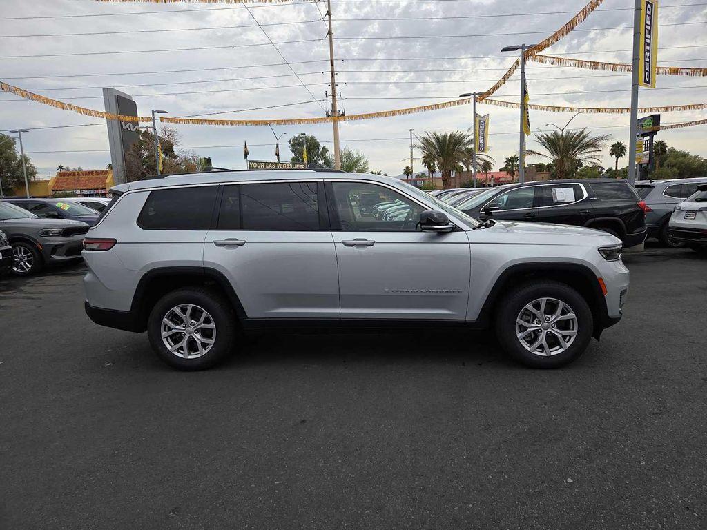 used 2022 Jeep Grand Cherokee L car, priced at $28,000