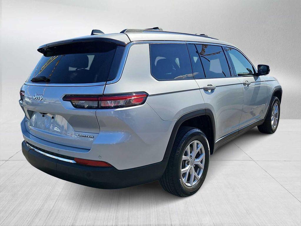 used 2022 Jeep Grand Cherokee L car, priced at $28,500