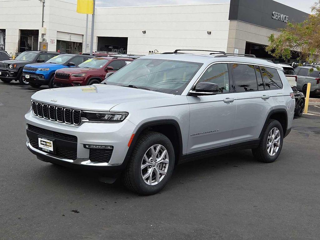 used 2022 Jeep Grand Cherokee L car, priced at $28,000