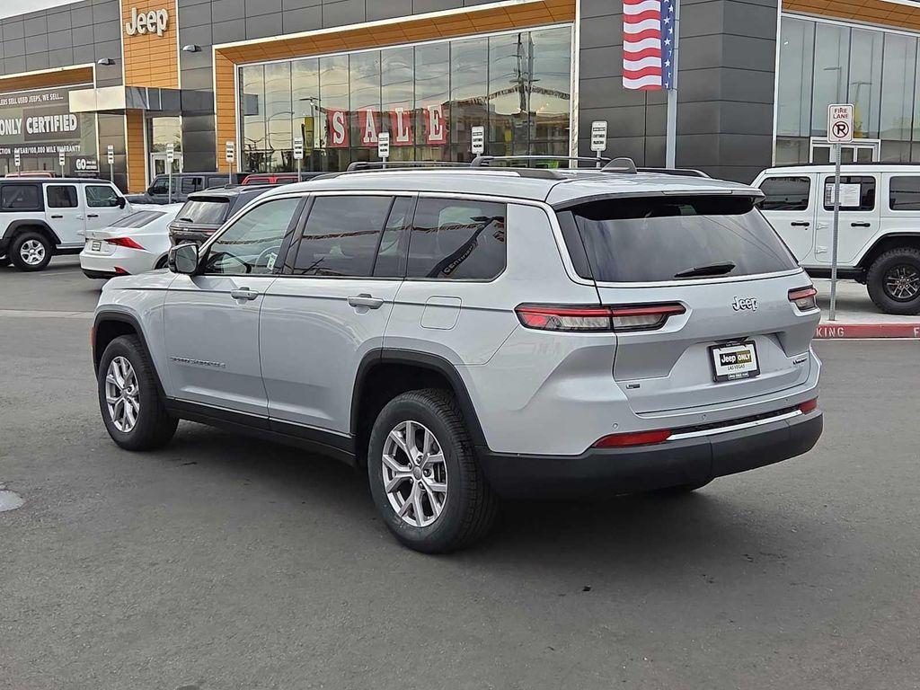 used 2022 Jeep Grand Cherokee L car, priced at $28,000