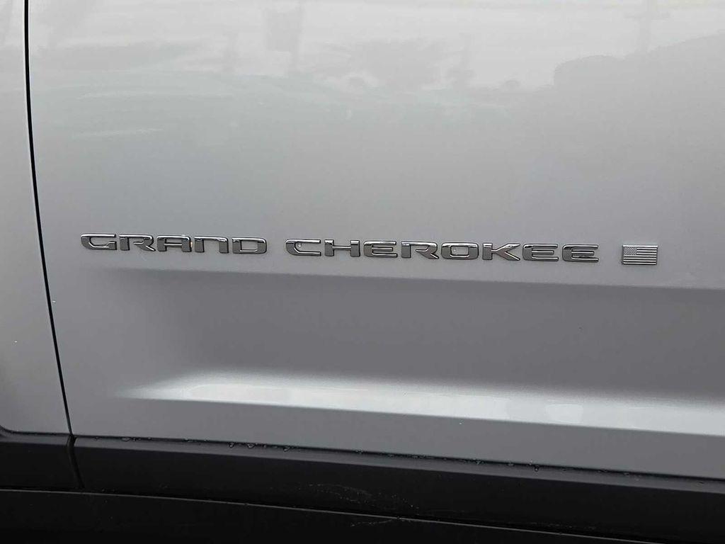 used 2022 Jeep Grand Cherokee L car, priced at $28,000