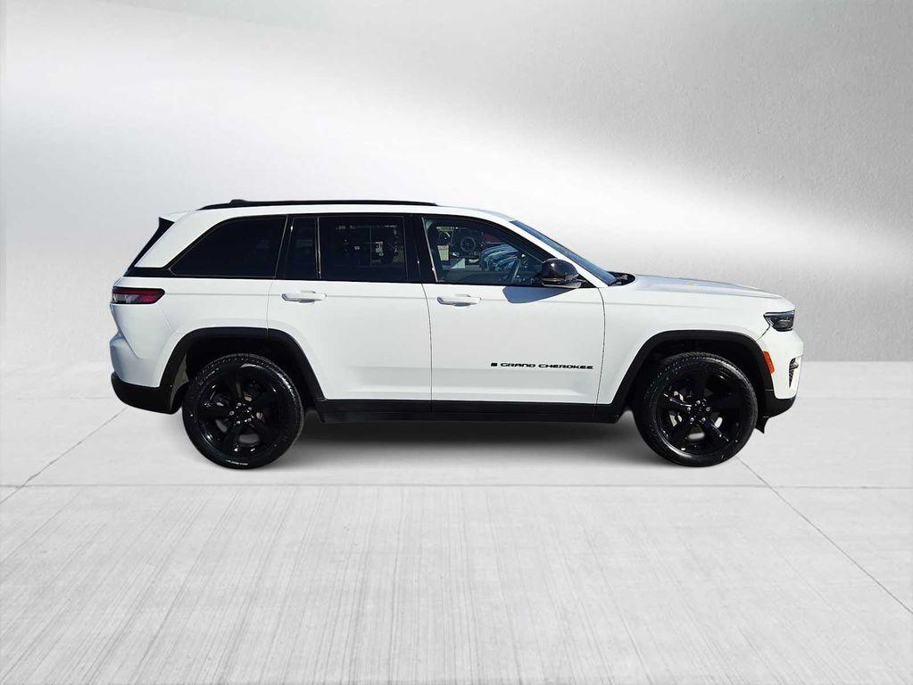 used 2023 Jeep Grand Cherokee car, priced at $28,500