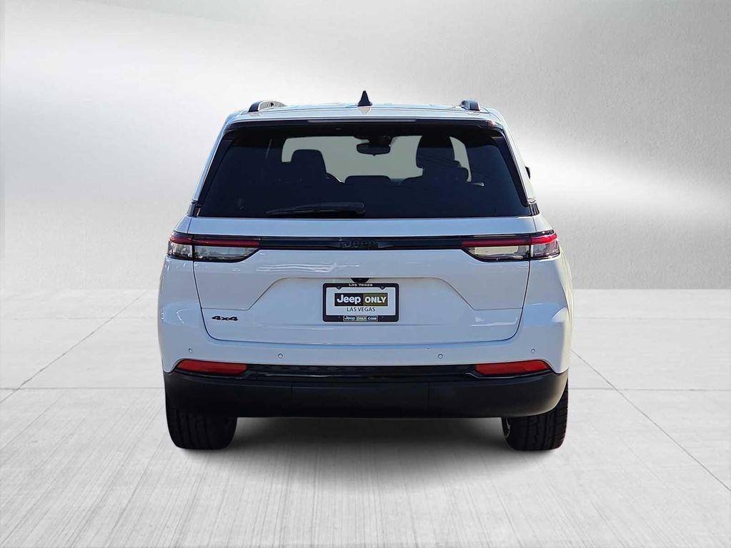 used 2023 Jeep Grand Cherokee car, priced at $28,500