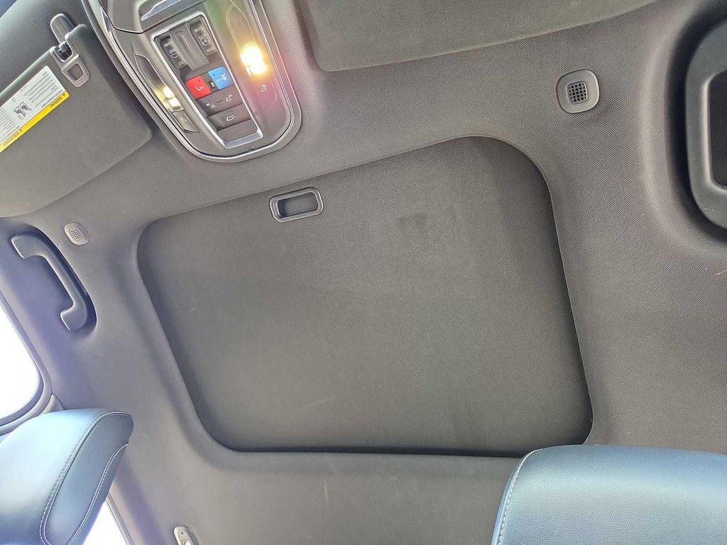 used 2023 Jeep Grand Cherokee car, priced at $28,500