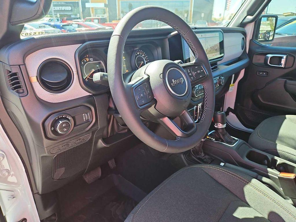 new 2025 Jeep Gladiator car, priced at $45,050