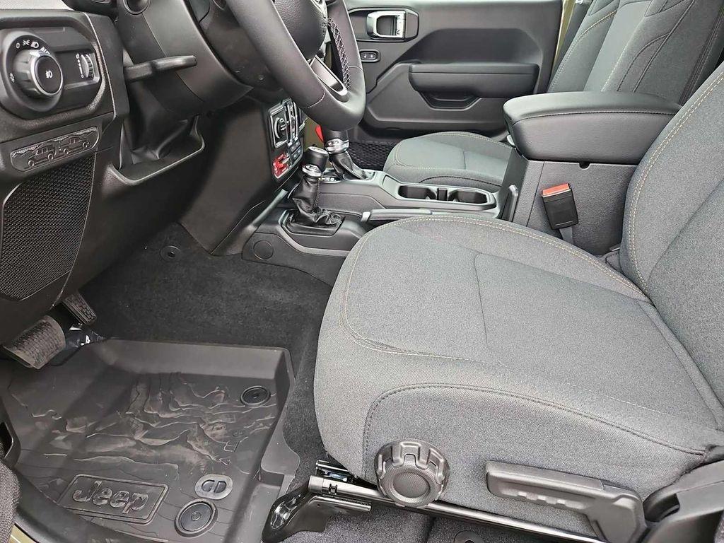 new 2025 Jeep Wrangler car, priced at $49,365