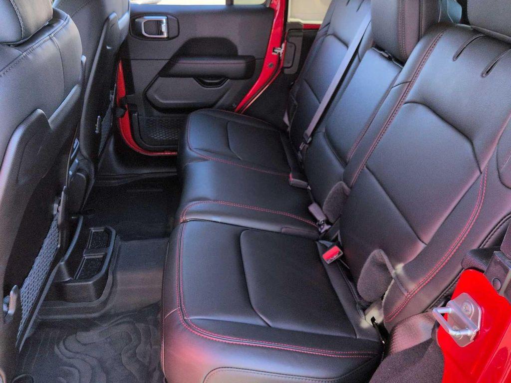 new 2025 Jeep Wrangler car, priced at $51,180