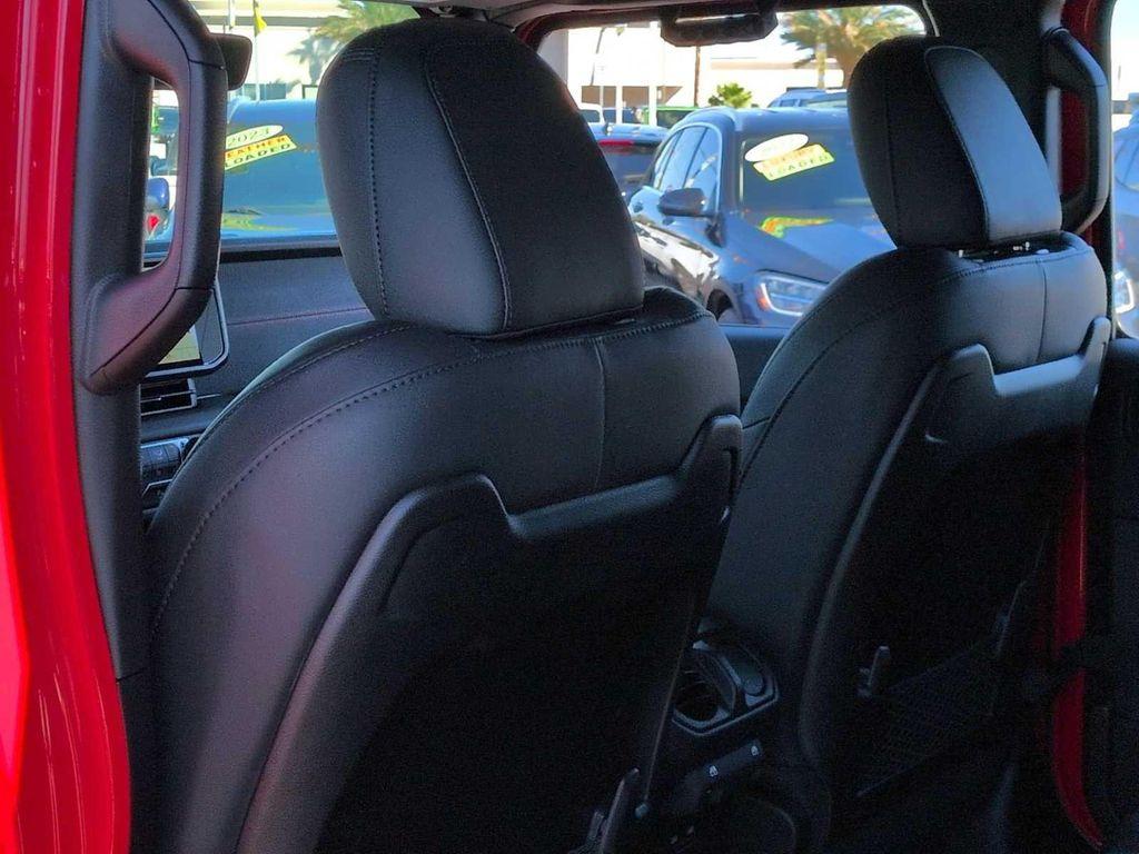 new 2025 Jeep Wrangler car, priced at $51,180