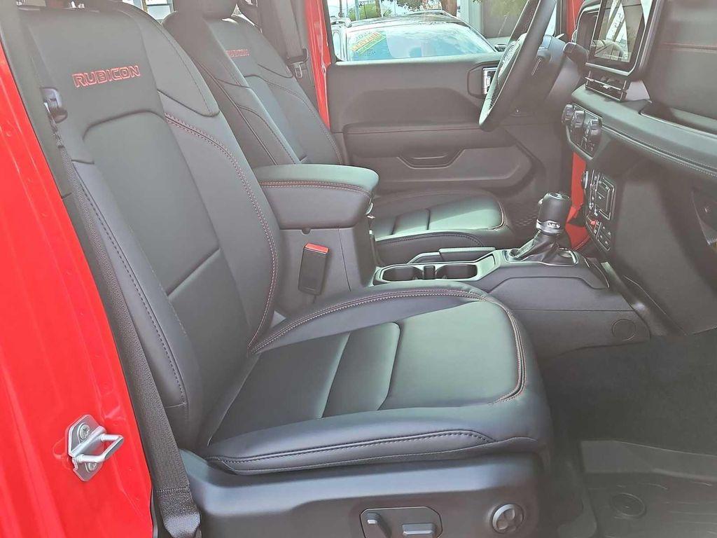 new 2025 Jeep Wrangler car, priced at $57,930