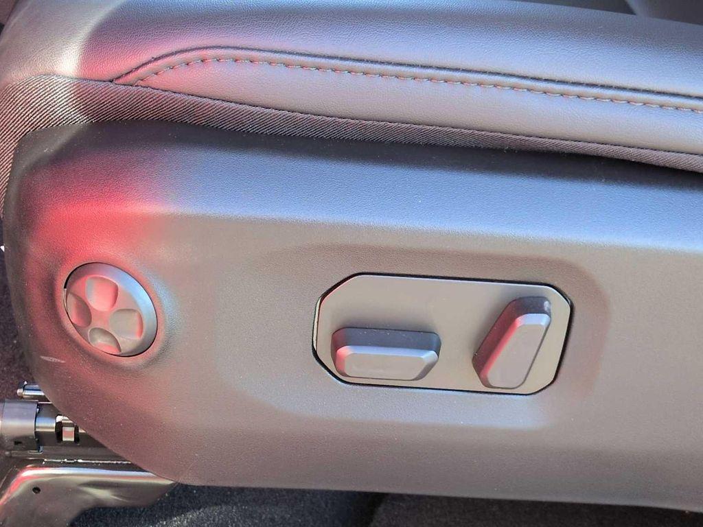 new 2025 Jeep Wrangler car, priced at $51,180