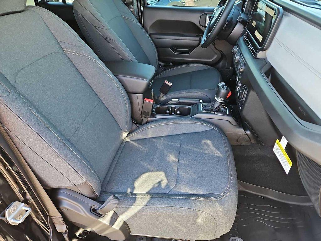 new 2026 Jeep Wrangler car, priced at $44,035