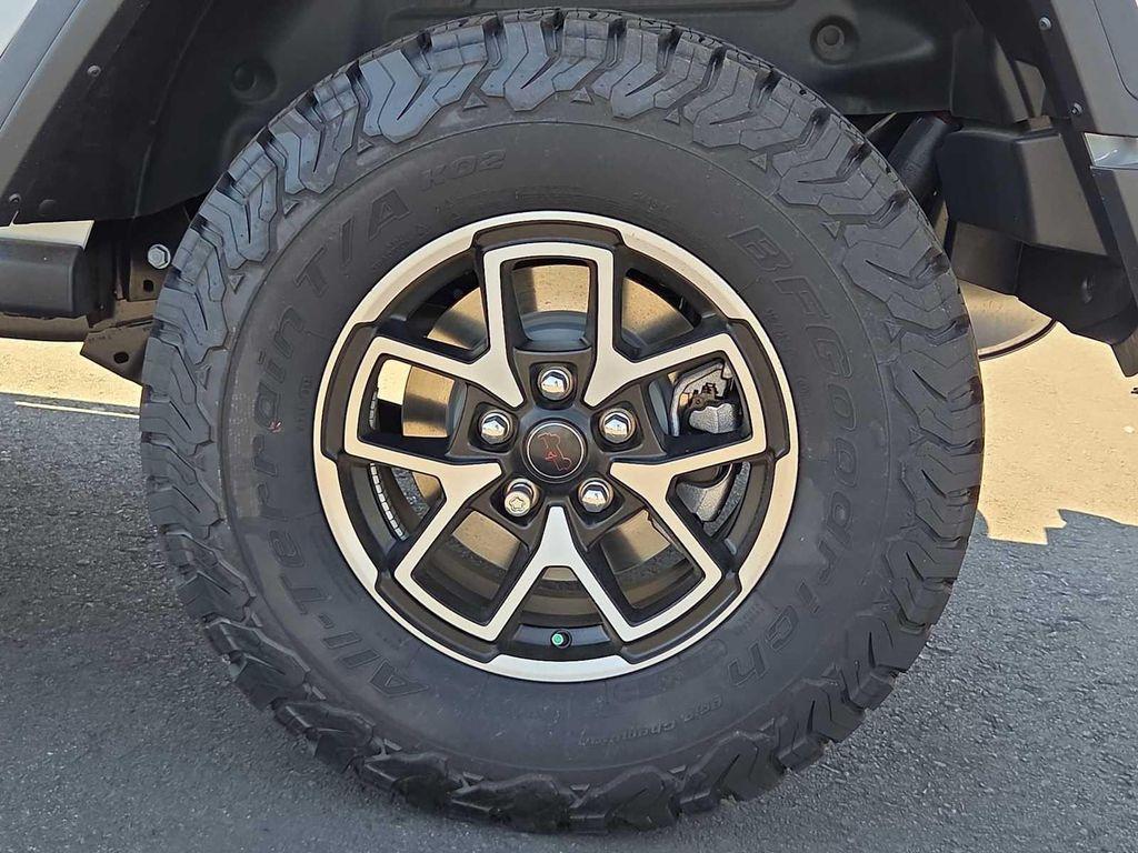 new 2025 Jeep Wrangler car, priced at $52,400