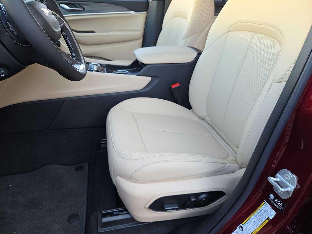 new 2025 Jeep Grand Cherokee L car, priced at $46,535