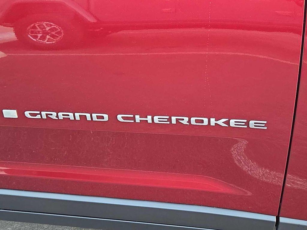 new 2025 Jeep Grand Cherokee L car, priced at $46,535