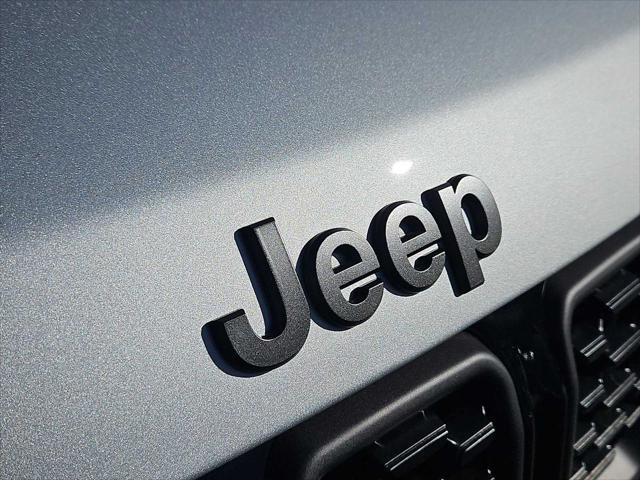 new 2025 Jeep Compass car, priced at $32,355