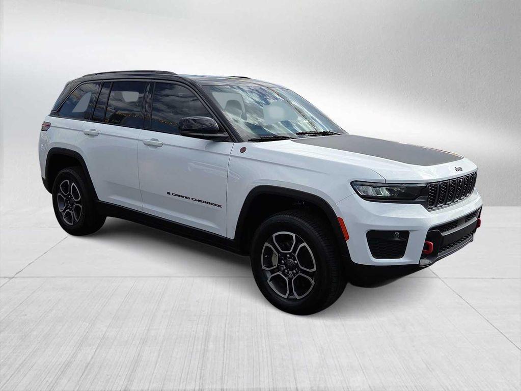 used 2022 Jeep Grand Cherokee car, priced at $30,500