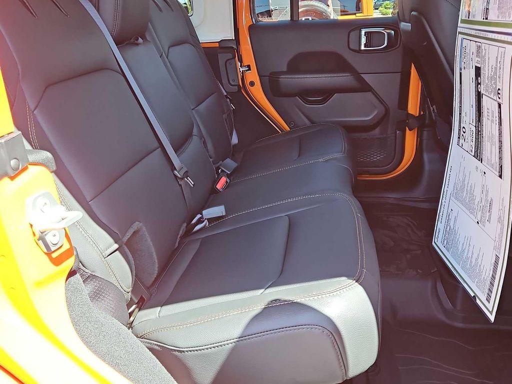 new 2025 Jeep Wrangler car, priced at $52,115