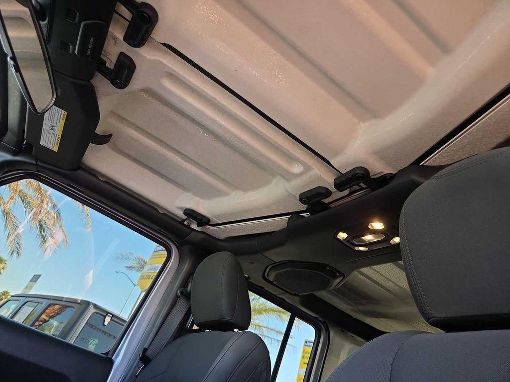 used 2021 Jeep Wrangler Unlimited car, priced at $27,000