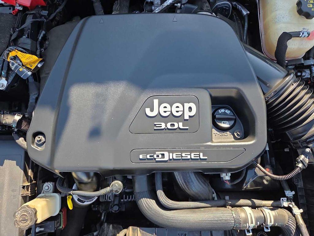 used 2021 Jeep Wrangler Unlimited car, priced at $27,000