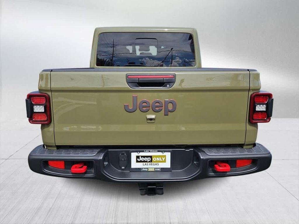 new 2025 Jeep Gladiator car, priced at $48,470