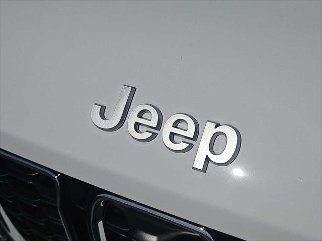 new 2025 Jeep Grand Cherokee L car, priced at $52,240