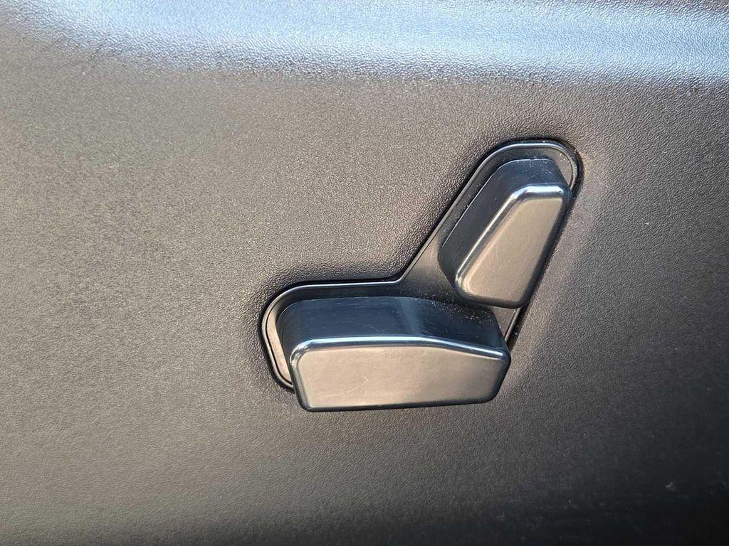 used 2020 Jeep Grand Cherokee car, priced at $21,500